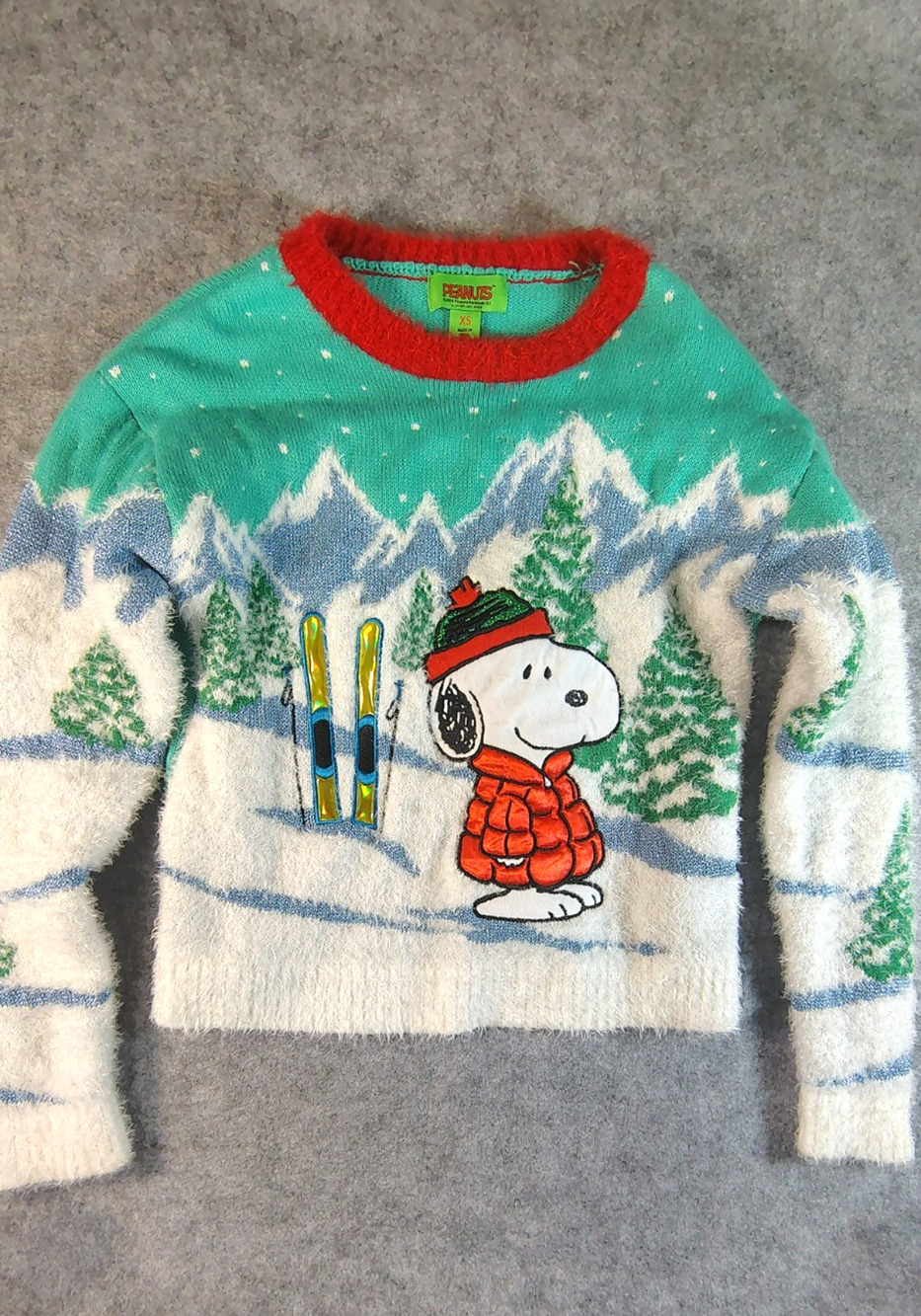 Snoopy Peanuts Crewneck Sweater Size XS Christmas Winter Soft